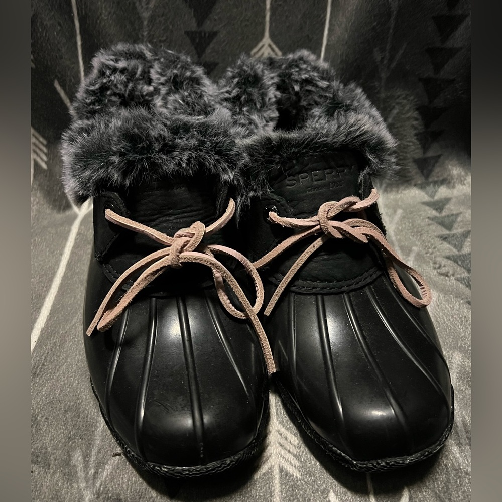 Sperry saltwater 1eye cozy black shoes boots ankle size 6.5